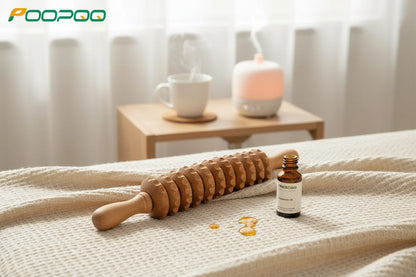 Rouleau de massage en bois FRESCOO en situation
